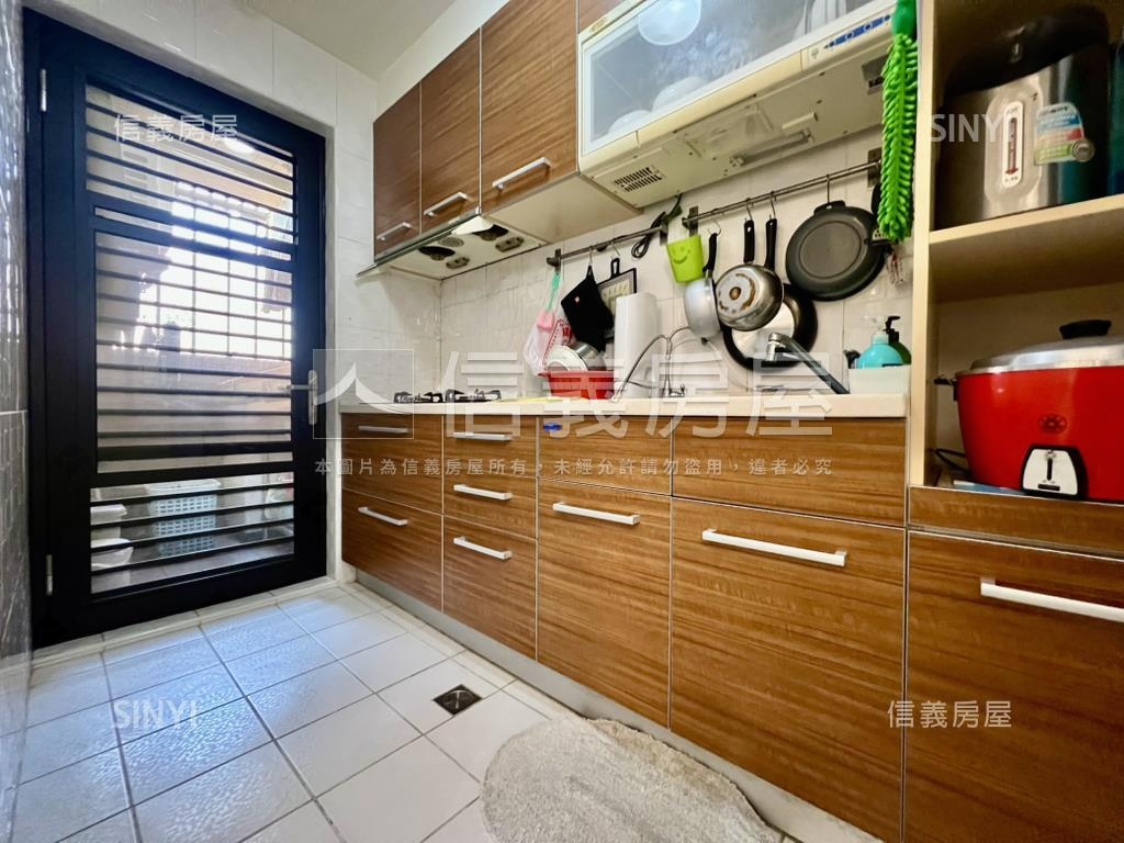 汐緻溫馨採光兩房車位房屋室內格局與周邊環境