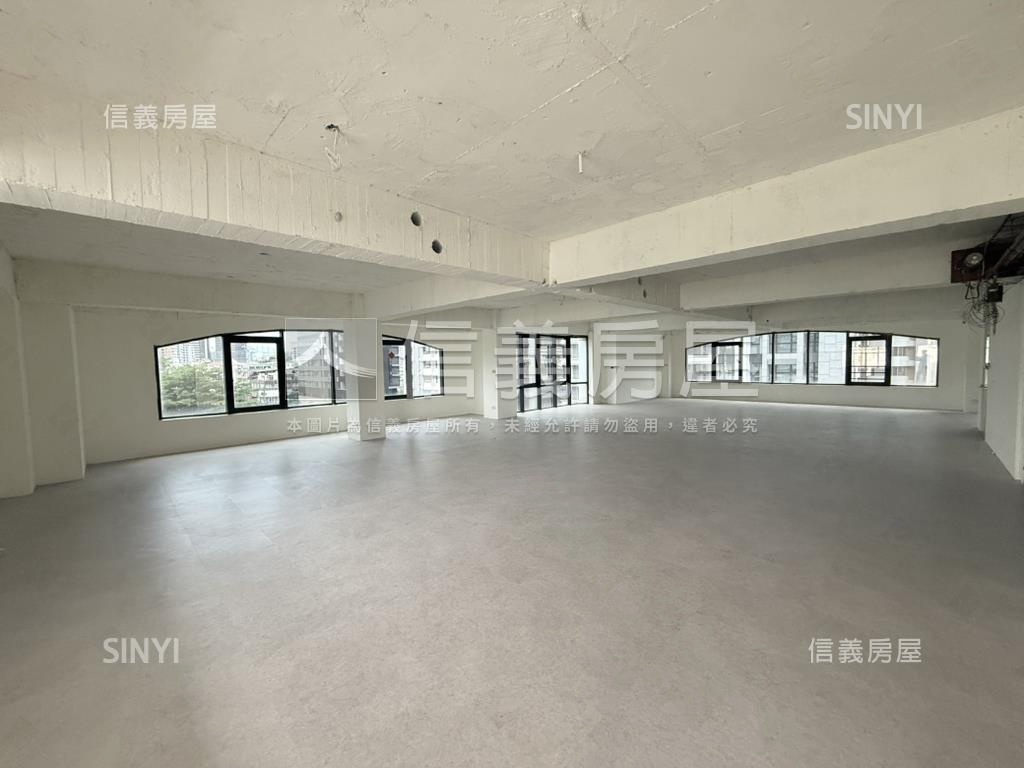行政園區辦公室房屋室內格局與周邊環境