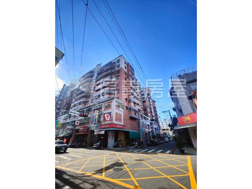 近運動中心三房露臺平車位房屋室內格局與周邊環境