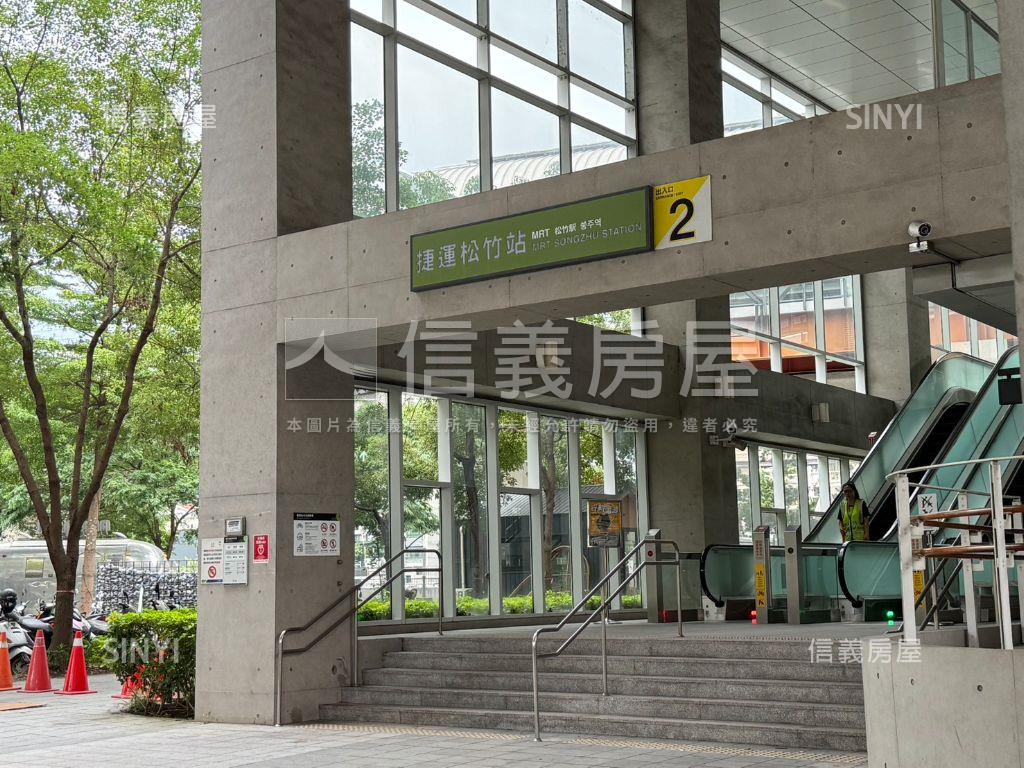 近運動中心三房露臺平車位房屋室內格局與周邊環境