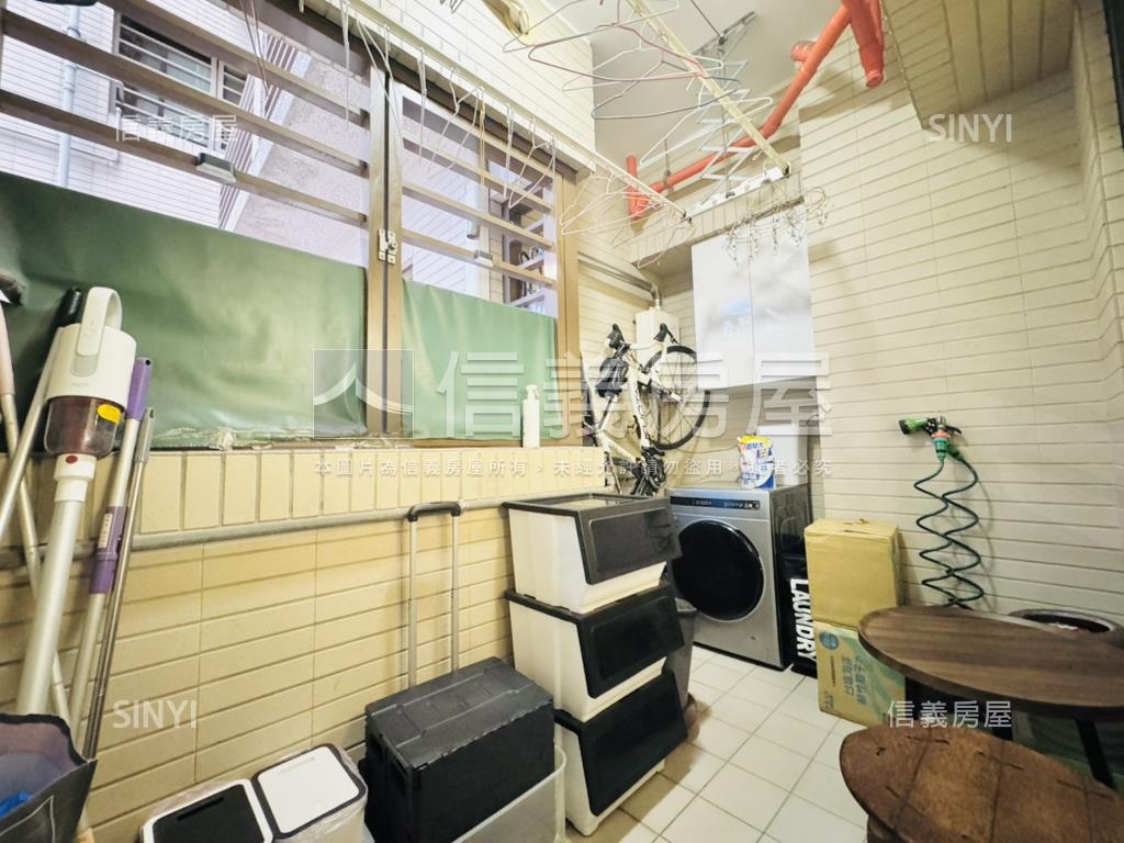 達麗質感採光２房雙車位房屋室內格局與周邊環境