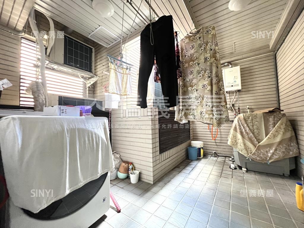 秀水庭．極簡奢華房屋室內格局與周邊環境