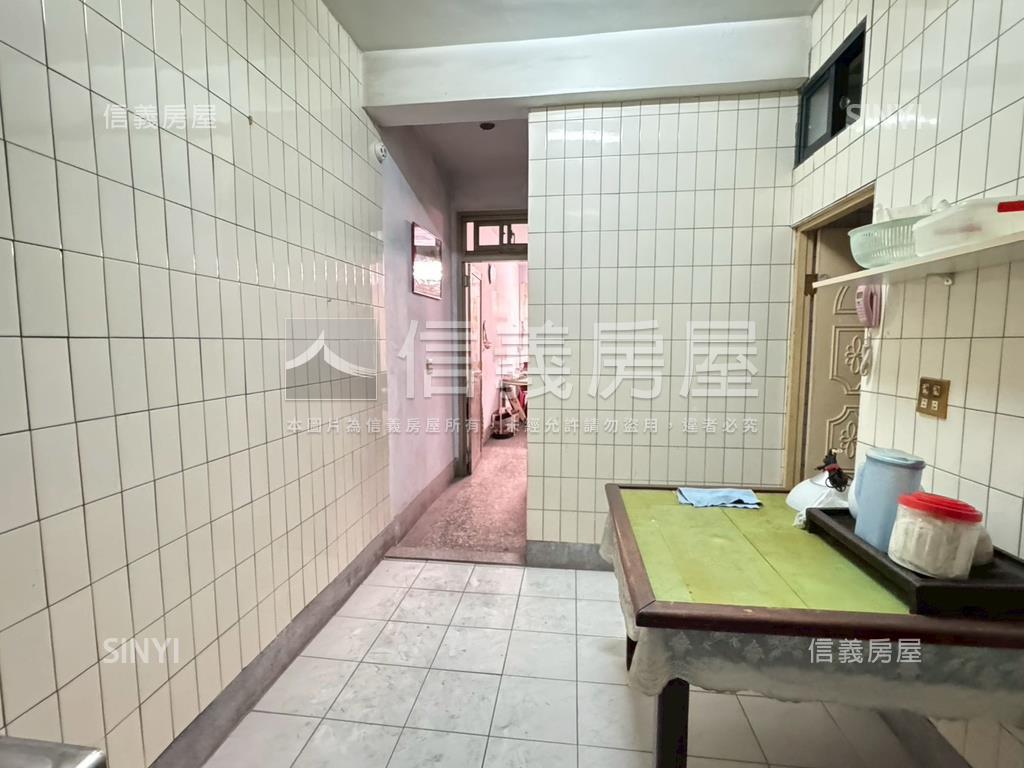 建和街臨路透天房屋室內格局與周邊環境