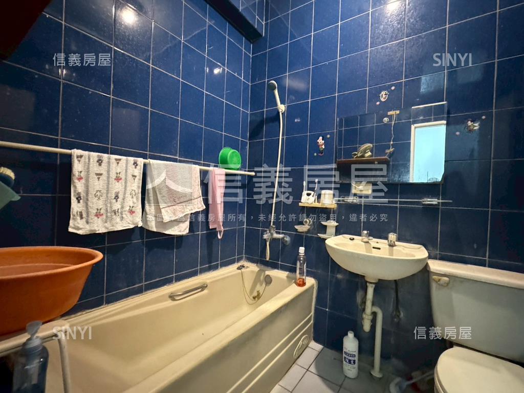 建和街臨路透天房屋室內格局與周邊環境