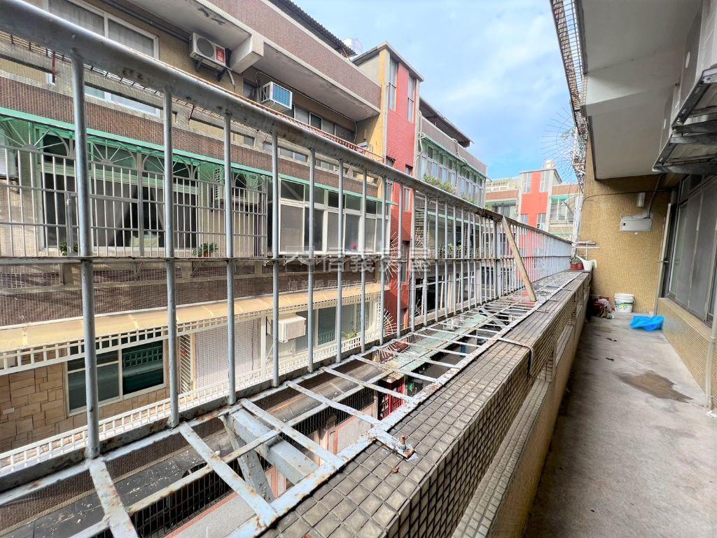 石牌方正公寓三樓大陽台房屋室內格局與周邊環境