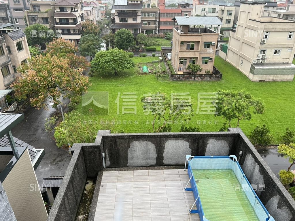 直潭五街電梯別墅房屋室內格局與周邊環境