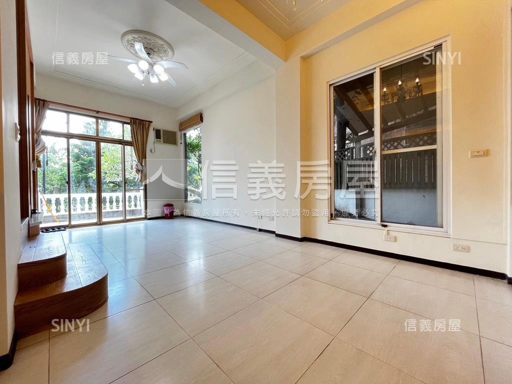 彩蝶遠眺景觀擁前側院房屋室內格局與周邊環境