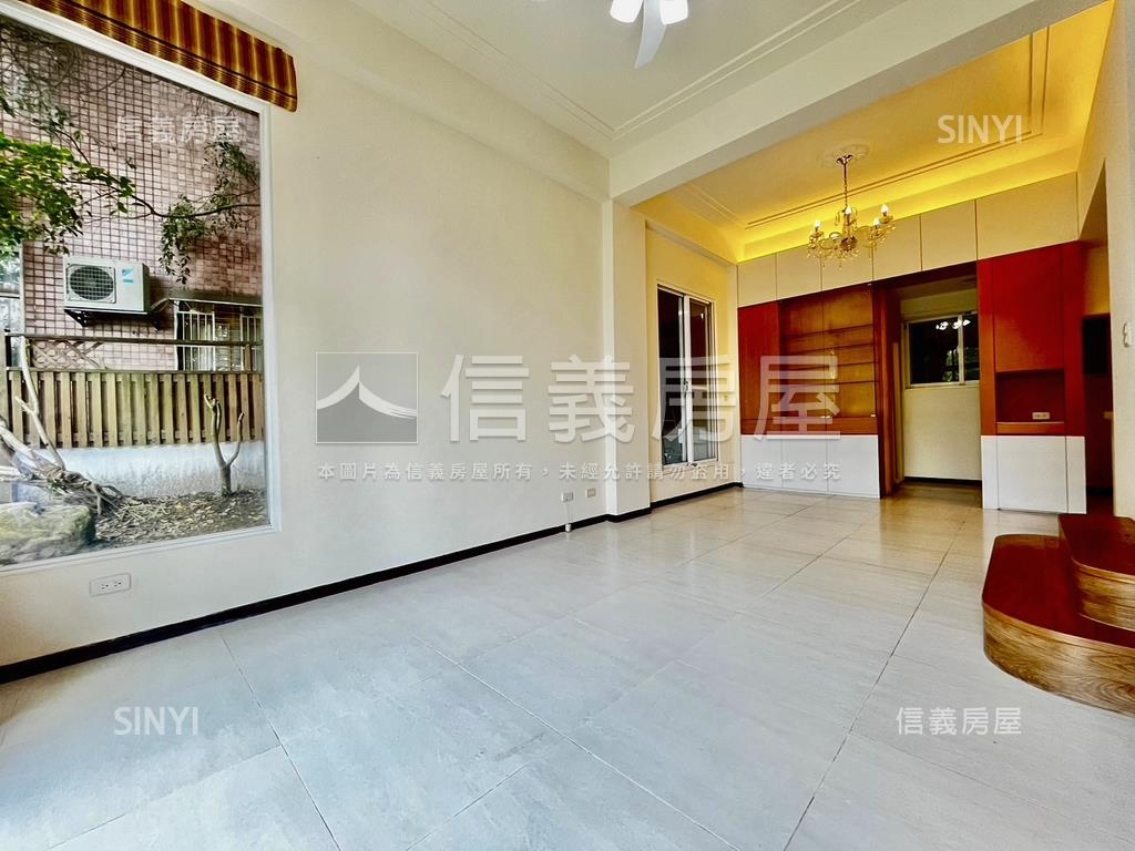 彩蝶遠眺景觀擁前側院房屋室內格局與周邊環境