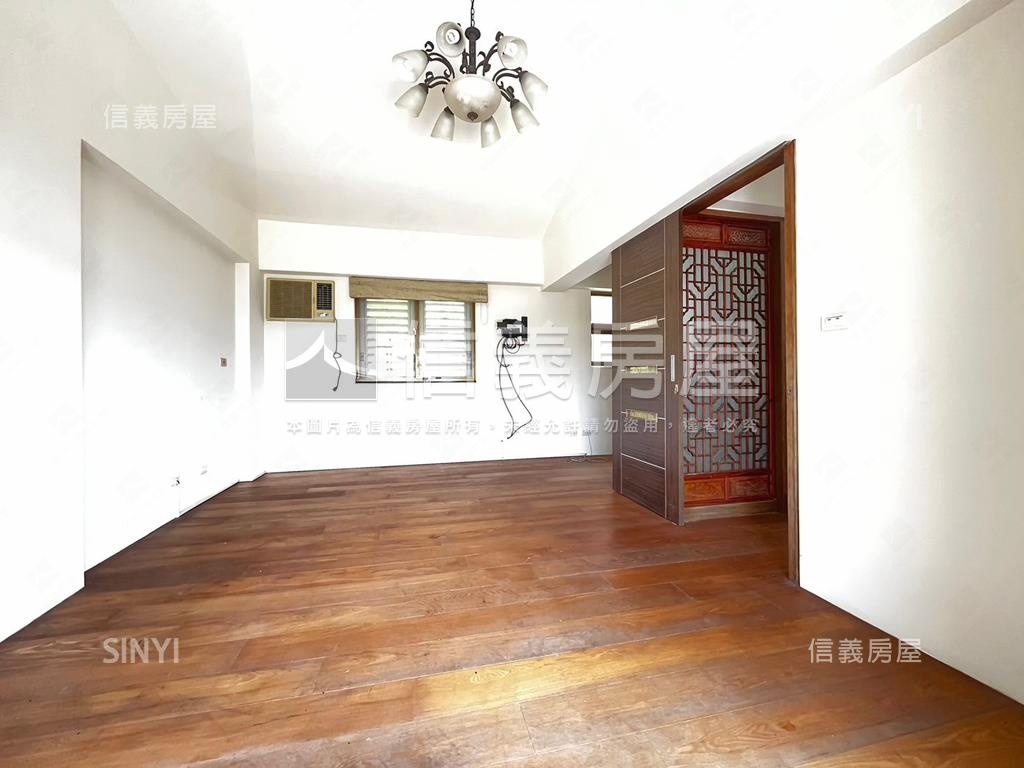 彩蝶遠眺景觀擁前側院房屋室內格局與周邊環境
