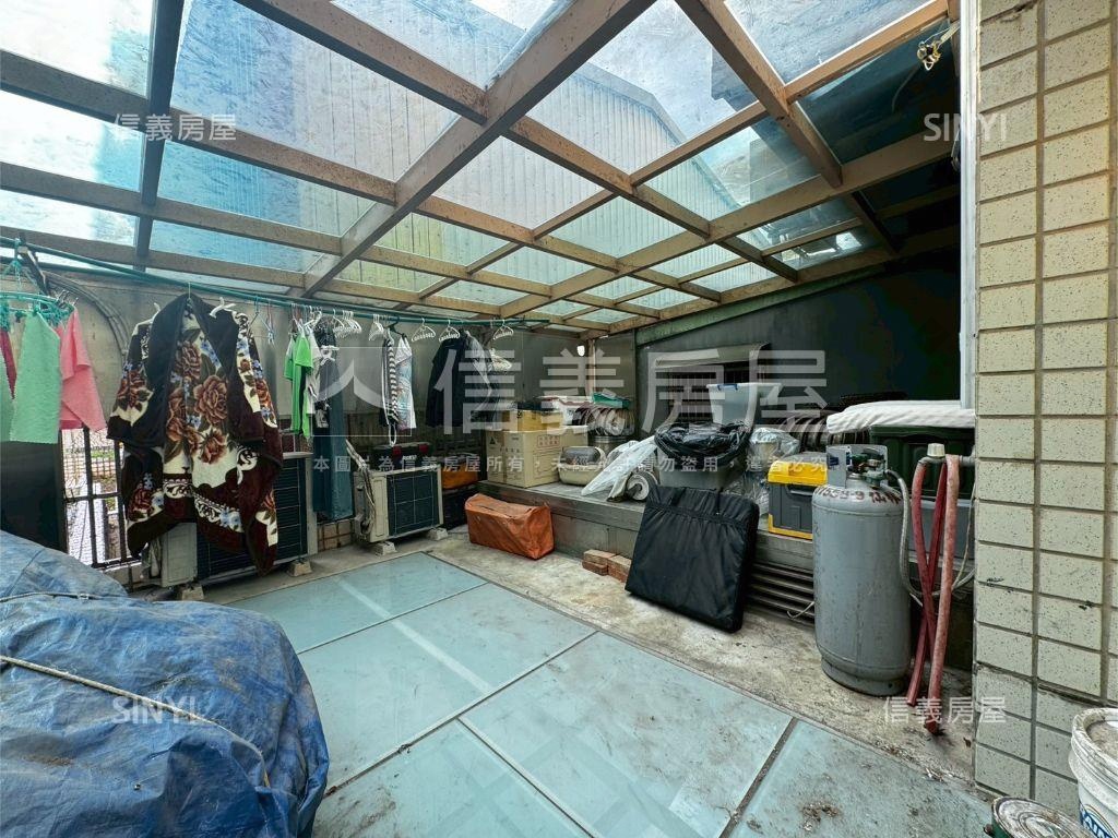 安敦翔鳳座一樓大空間房屋室內格局與周邊環境