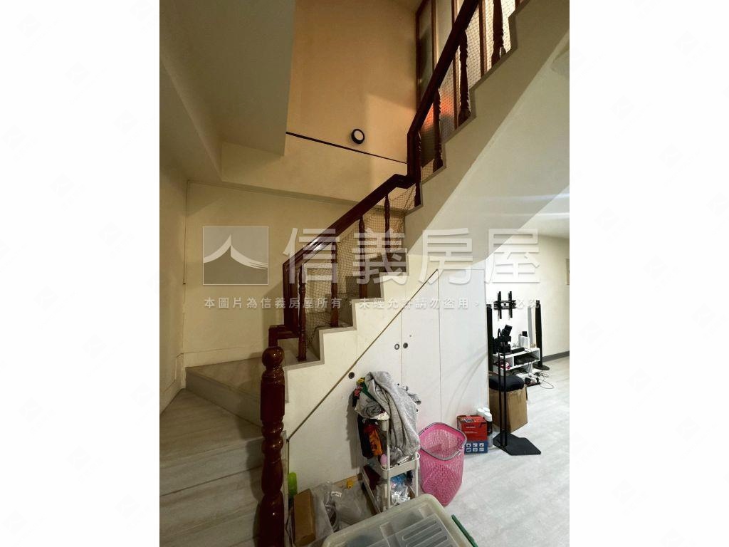 安敦翔鳳座一樓大空間房屋室內格局與周邊環境