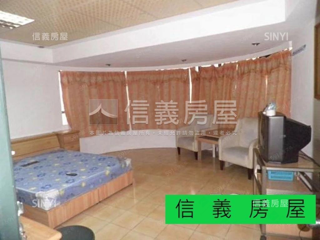 高樓三房單價４字頭太扯啦房屋室內格局與周邊環境