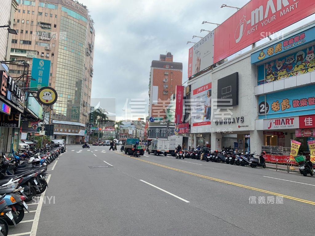 高樓三房單價４字頭太扯啦房屋室內格局與周邊環境