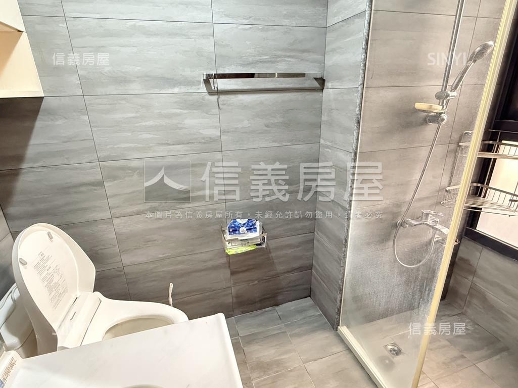 鴻灃Ｊｉａ高樓美兩房車位房屋室內格局與周邊環境