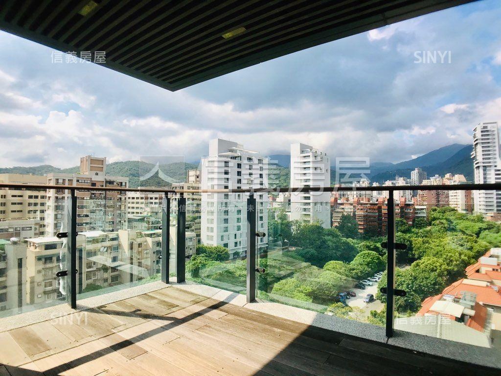 聯上聽瀑極景豪邸房屋室內格局與周邊環境