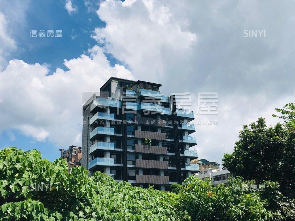 聯上聽瀑極景豪邸房屋室內格局與周邊環境