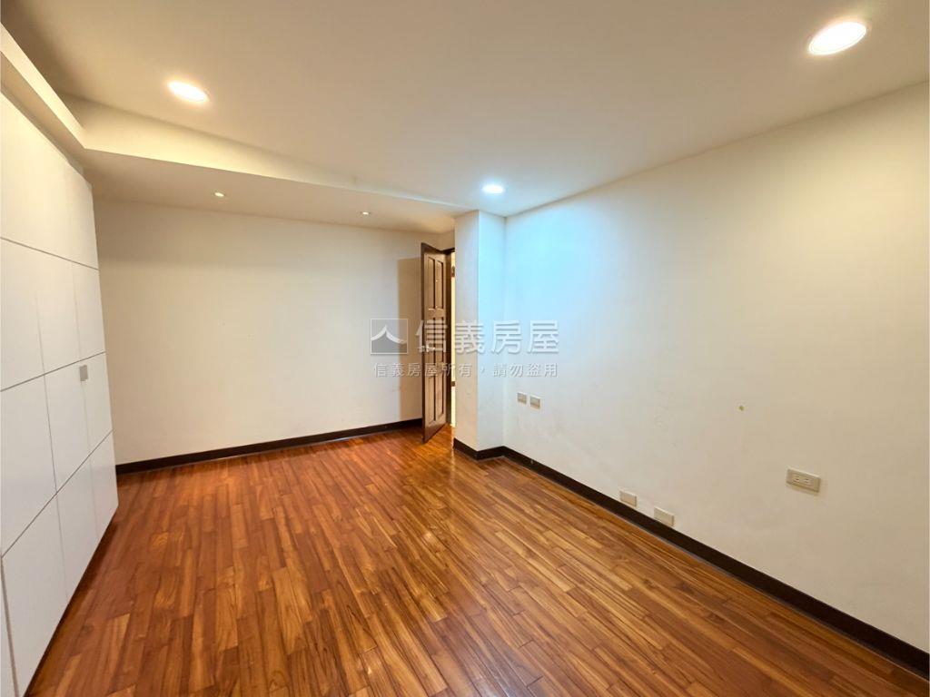 天母低總價成家電梯２房房屋室內格局與周邊環境