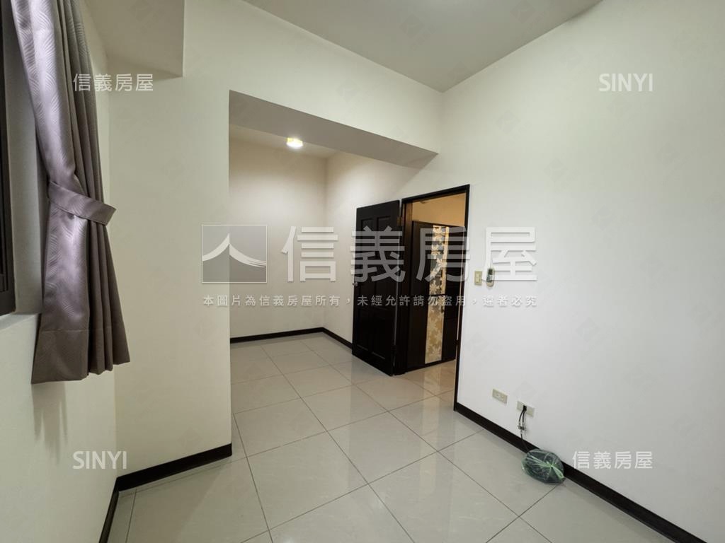 鴻築吾江採光大兩房車位房屋室內格局與周邊環境