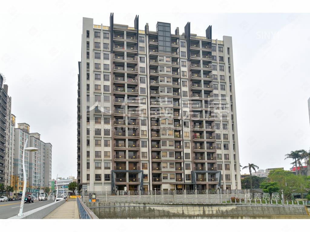 鴻築吾江採光大兩房車位房屋室內格局與周邊環境
