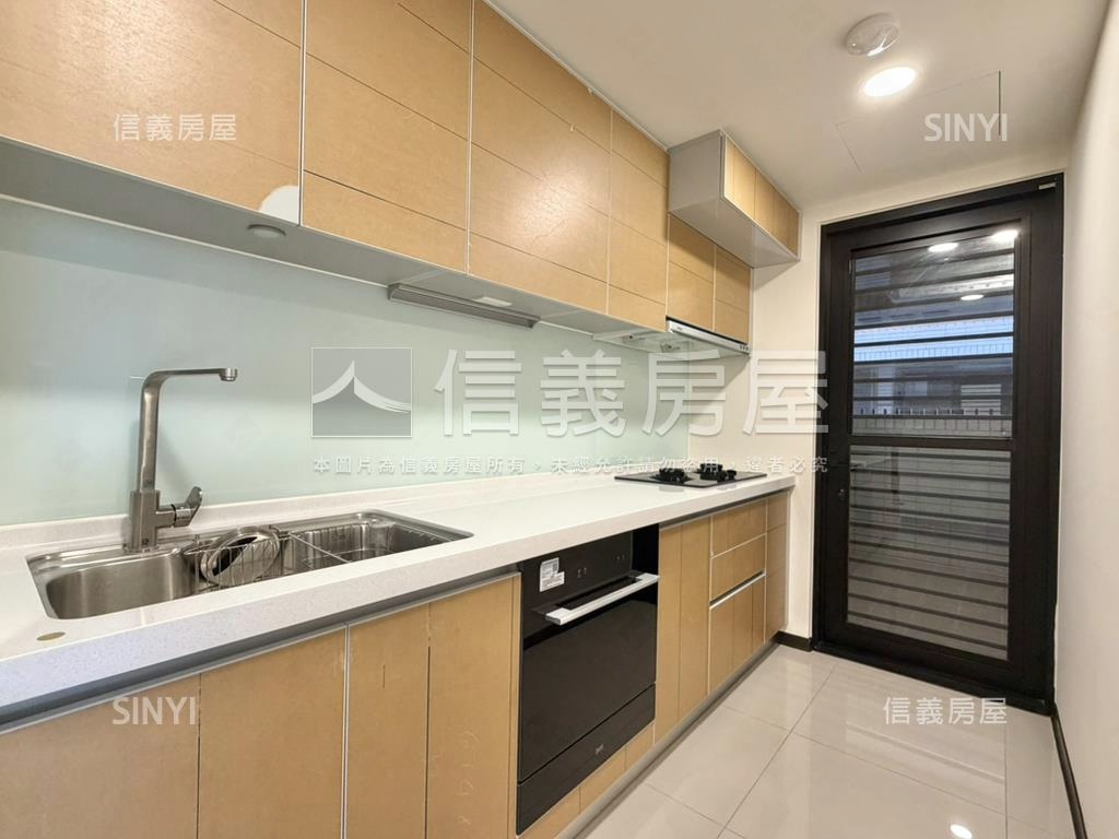 新市鎮首選！長虹三房平車房屋室內格局與周邊環境