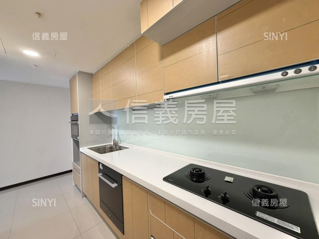 新市鎮首選！長虹三房平車房屋室內格局與周邊環境