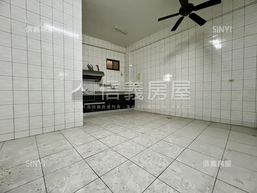 ✨安南｜大地坪角窗透天房屋室內格局與周邊環境