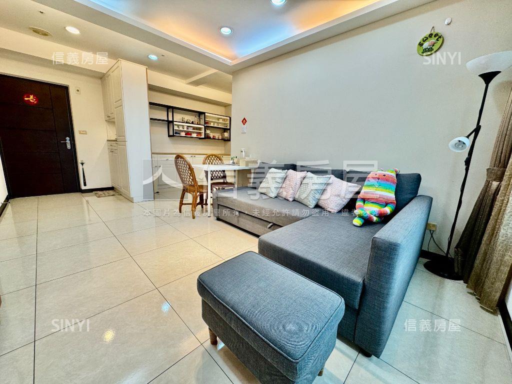 冠世界採光溫馨三房車位房屋室內格局與周邊環境