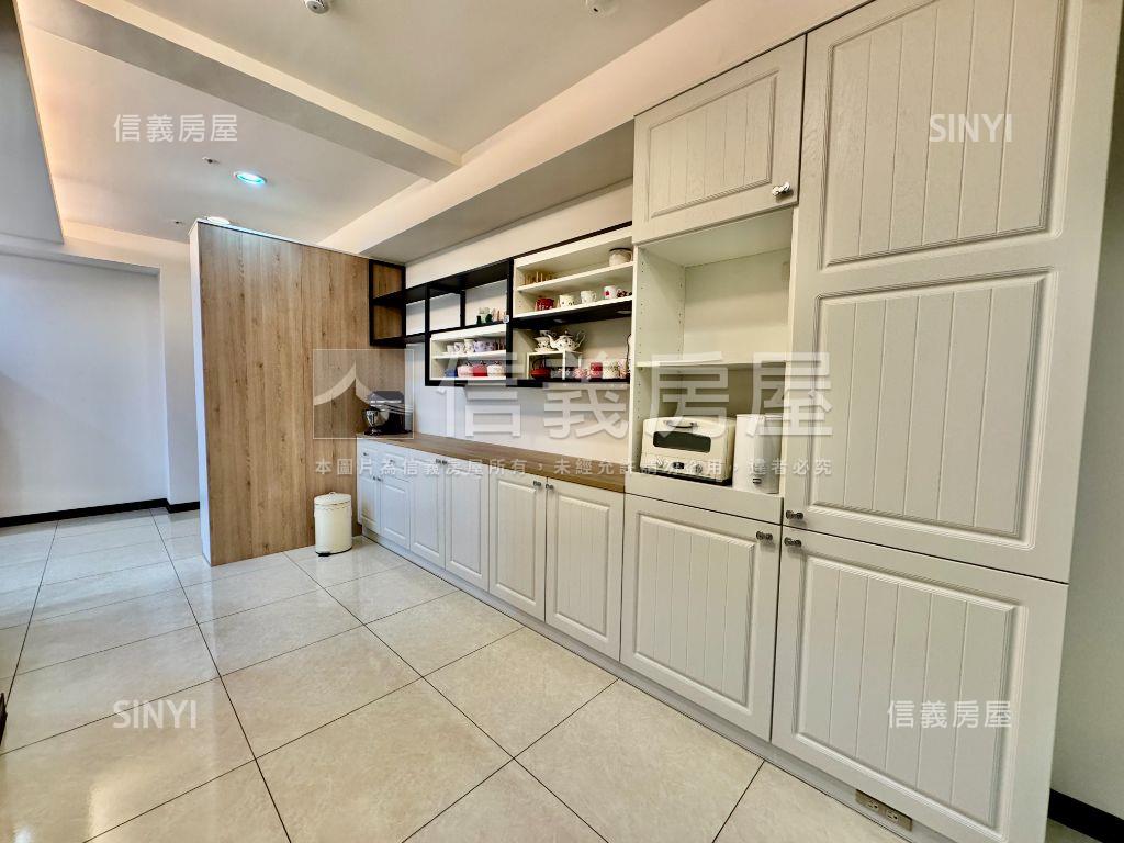 冠世界採光溫馨三房車位房屋室內格局與周邊環境