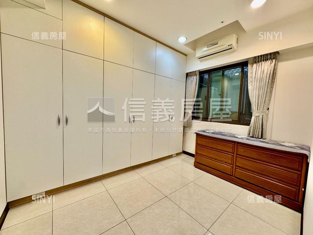 冠世界採光溫馨三房車位房屋室內格局與周邊環境