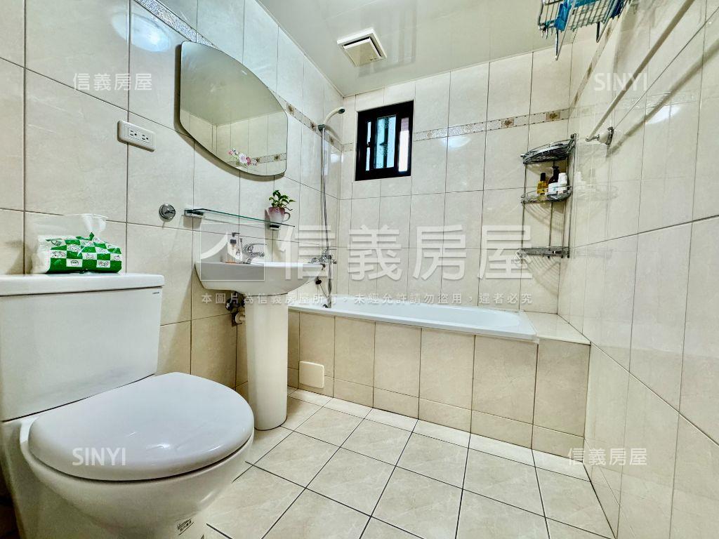 冠世界採光溫馨三房車位房屋室內格局與周邊環境