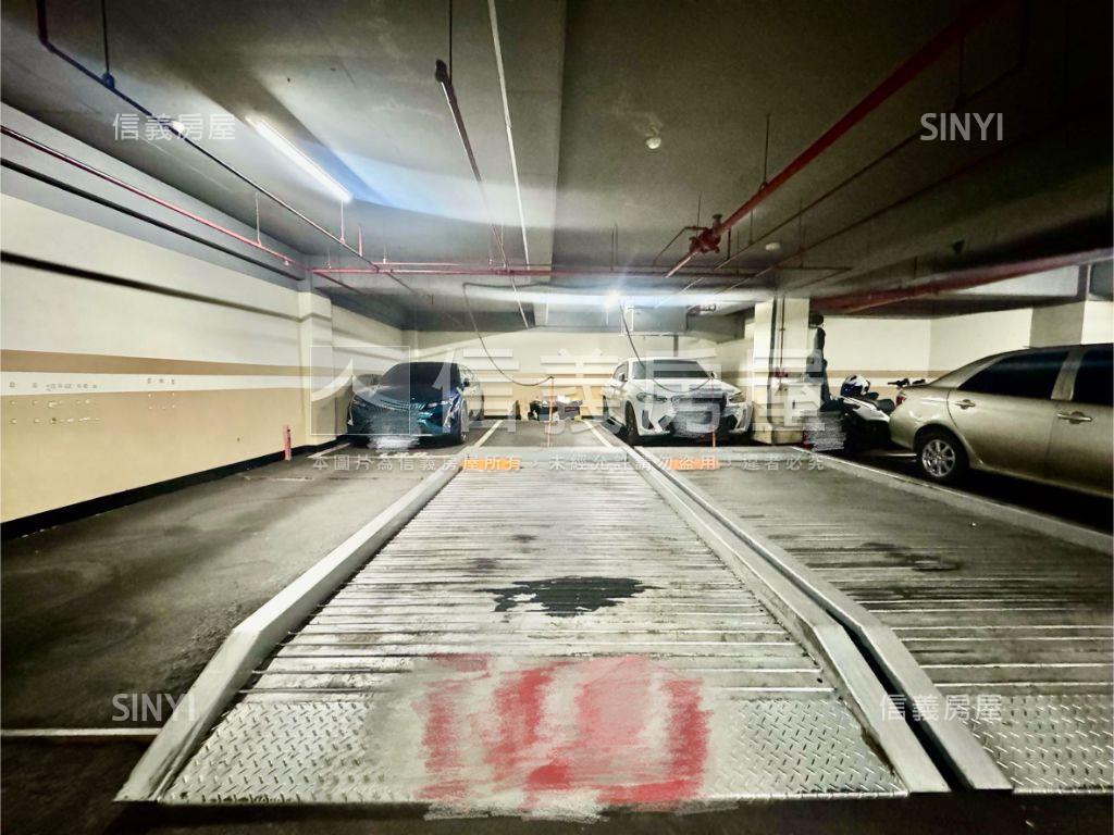 冠世界採光溫馨三房車位房屋室內格局與周邊環境