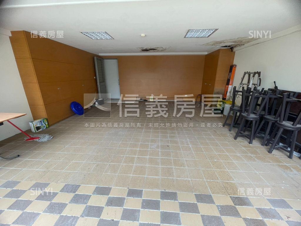 誠意出售大湖公園獨地透天房屋室內格局與周邊環境