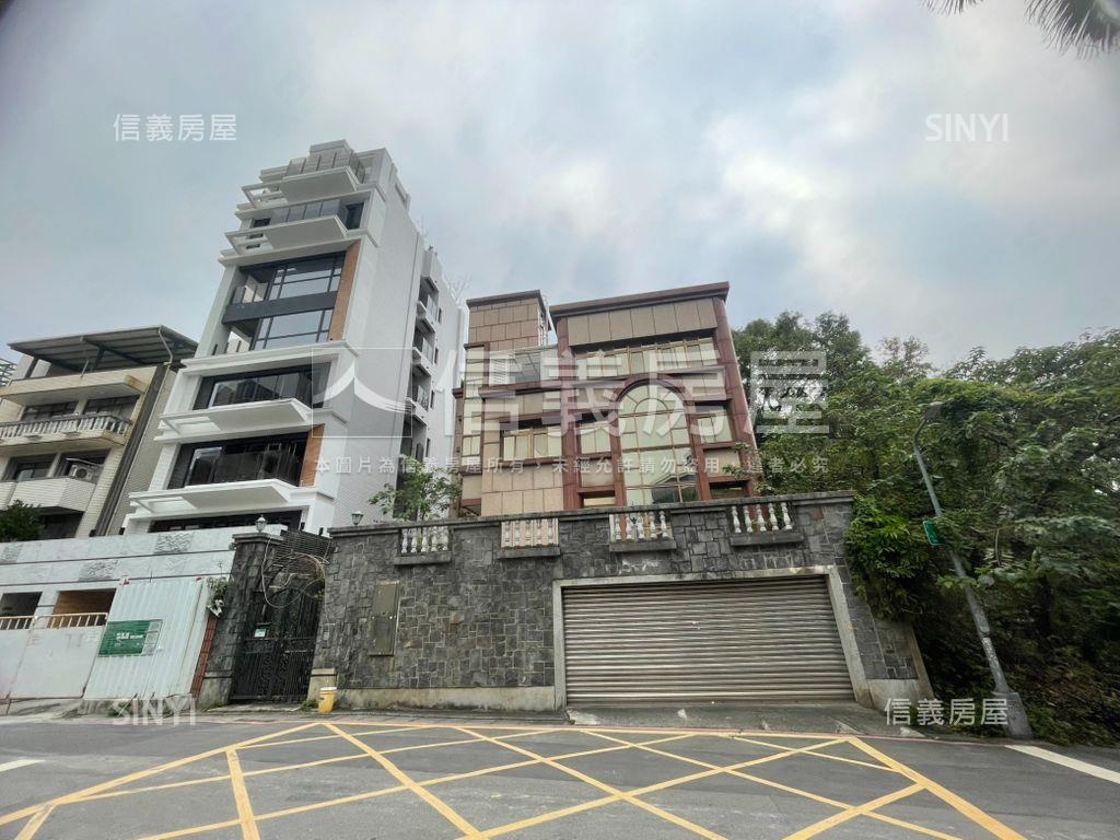 誠意出售大湖公園獨地透天房屋室內格局與周邊環境