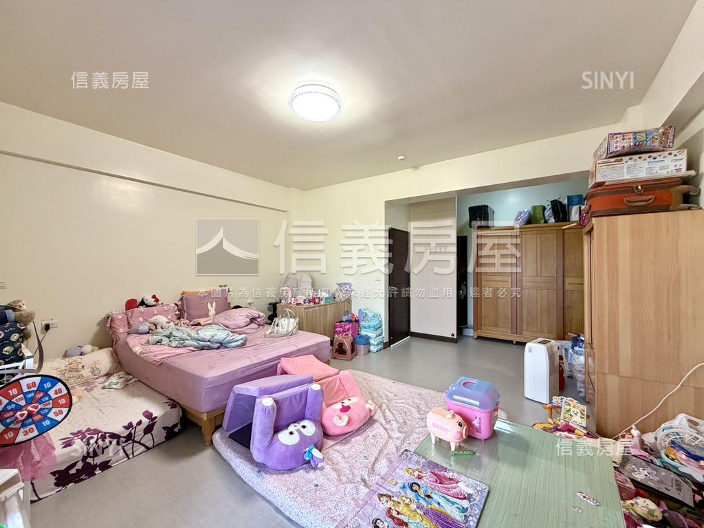 陽光花園‧正街邊間美車墅房屋室內格局與周邊環境