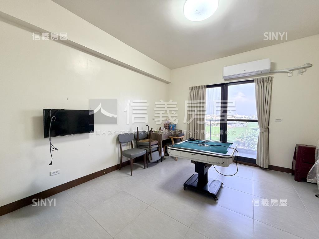 陽光花園‧正街邊間美車墅房屋室內格局與周邊環境