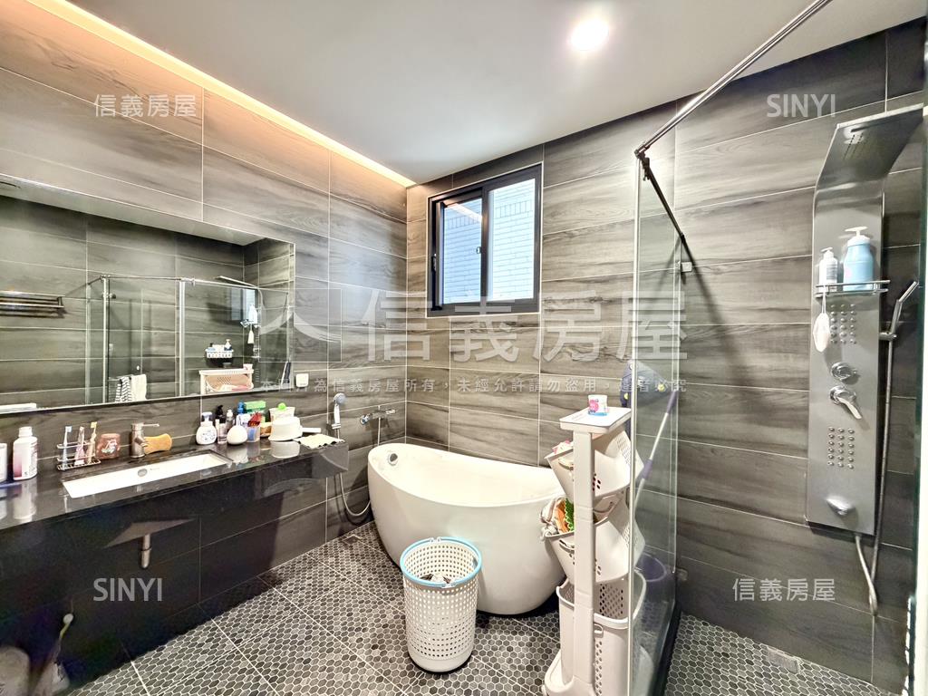 陽光花園‧正街邊間美車墅房屋室內格局與周邊環境