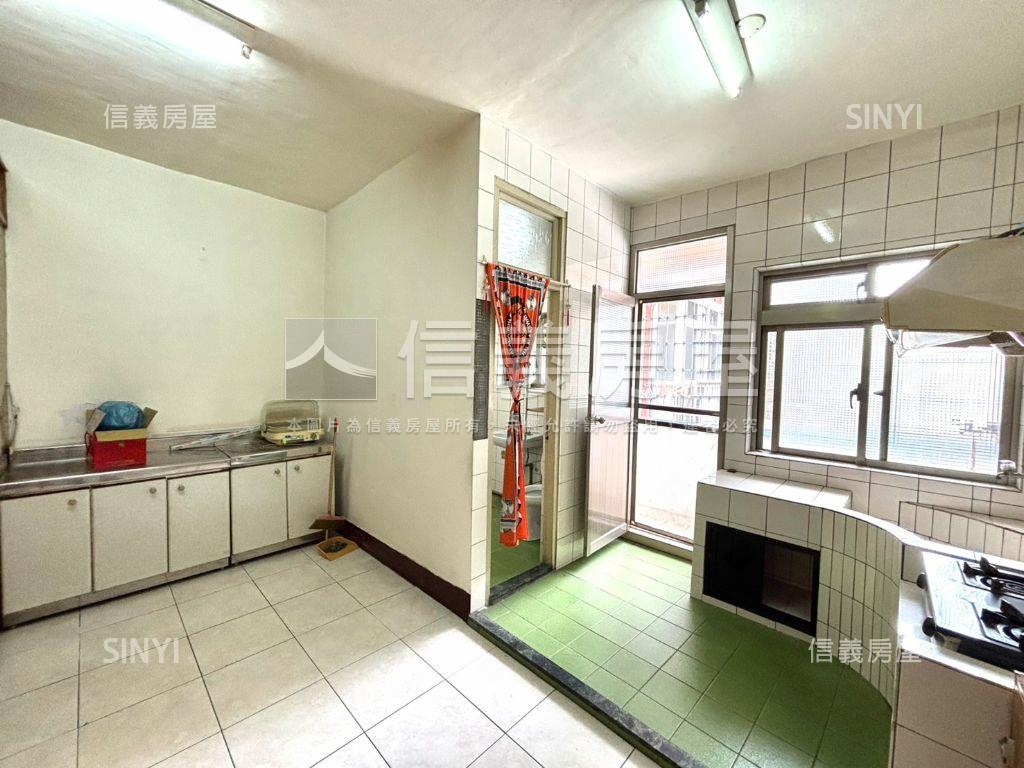 華福街低總價三樓房屋室內格局與周邊環境
