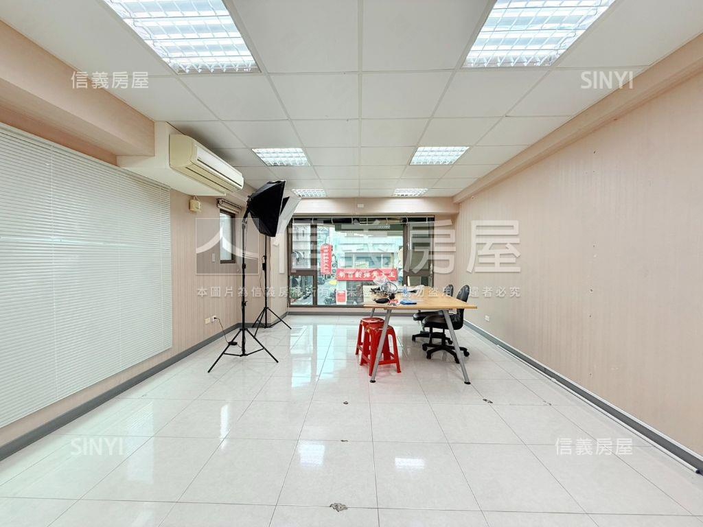 林森一路黃金雙拼金店面房屋室內格局與周邊環境