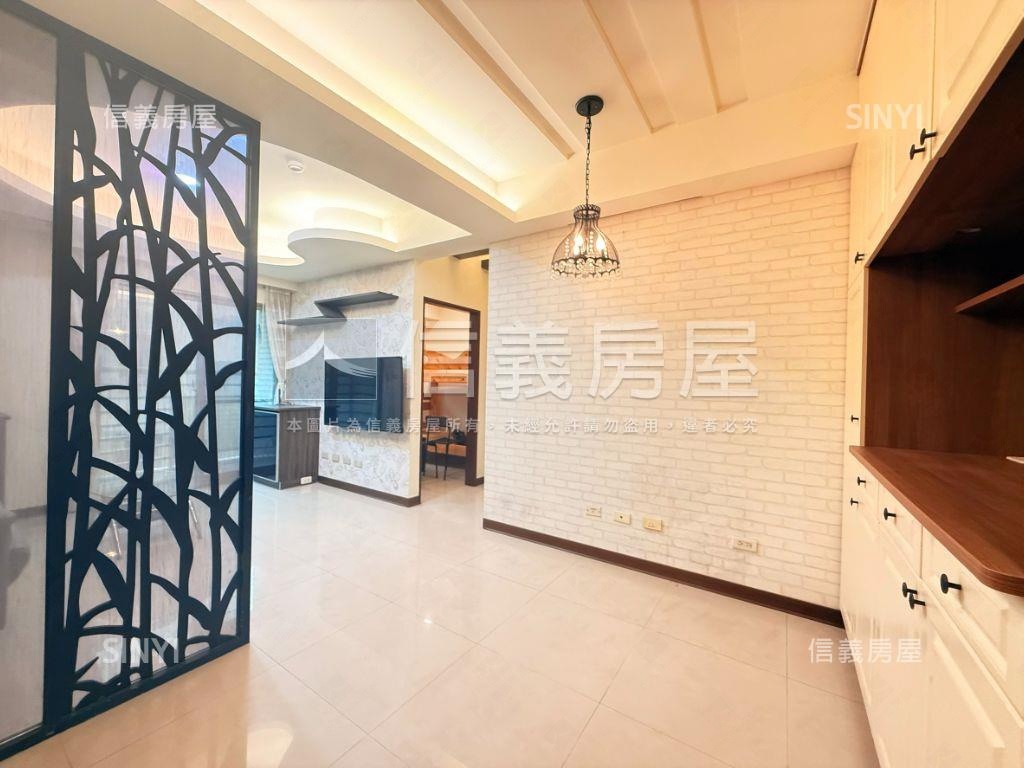 景安雙捷便利附車位房屋室內格局與周邊環境