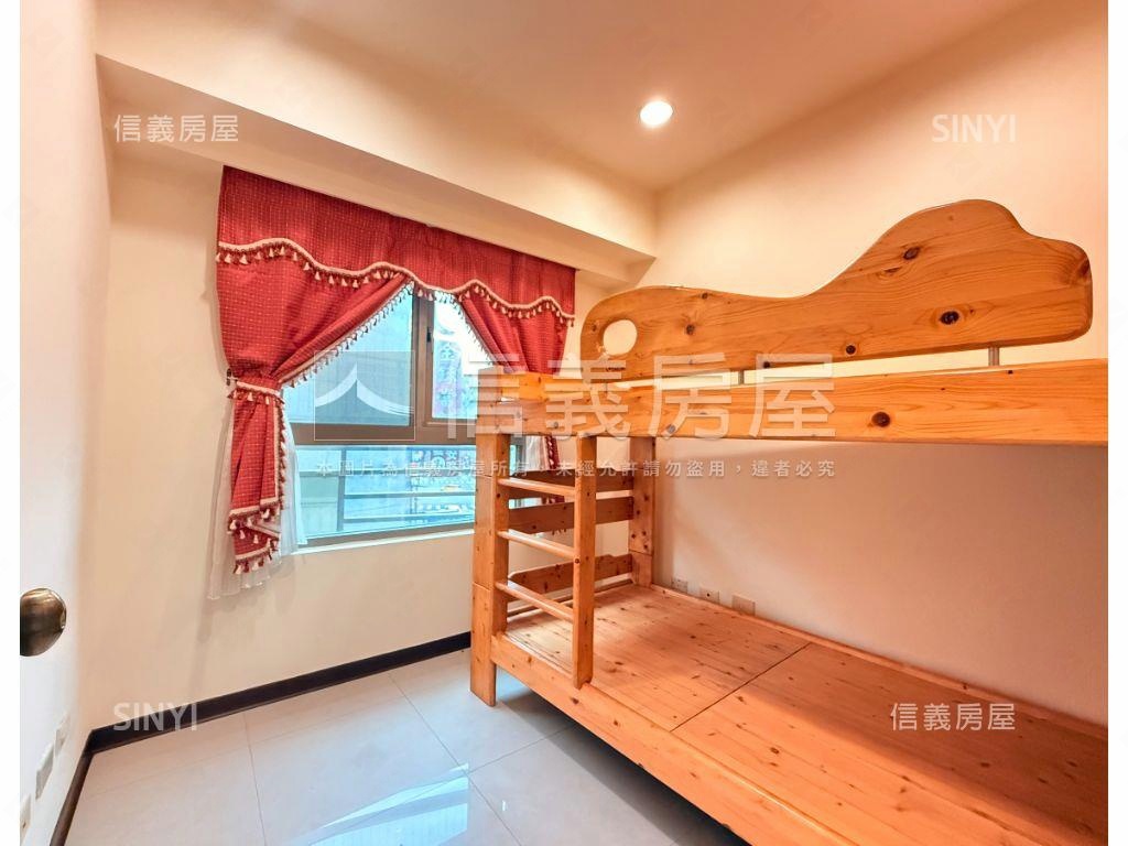 景安雙捷便利附車位房屋室內格局與周邊環境