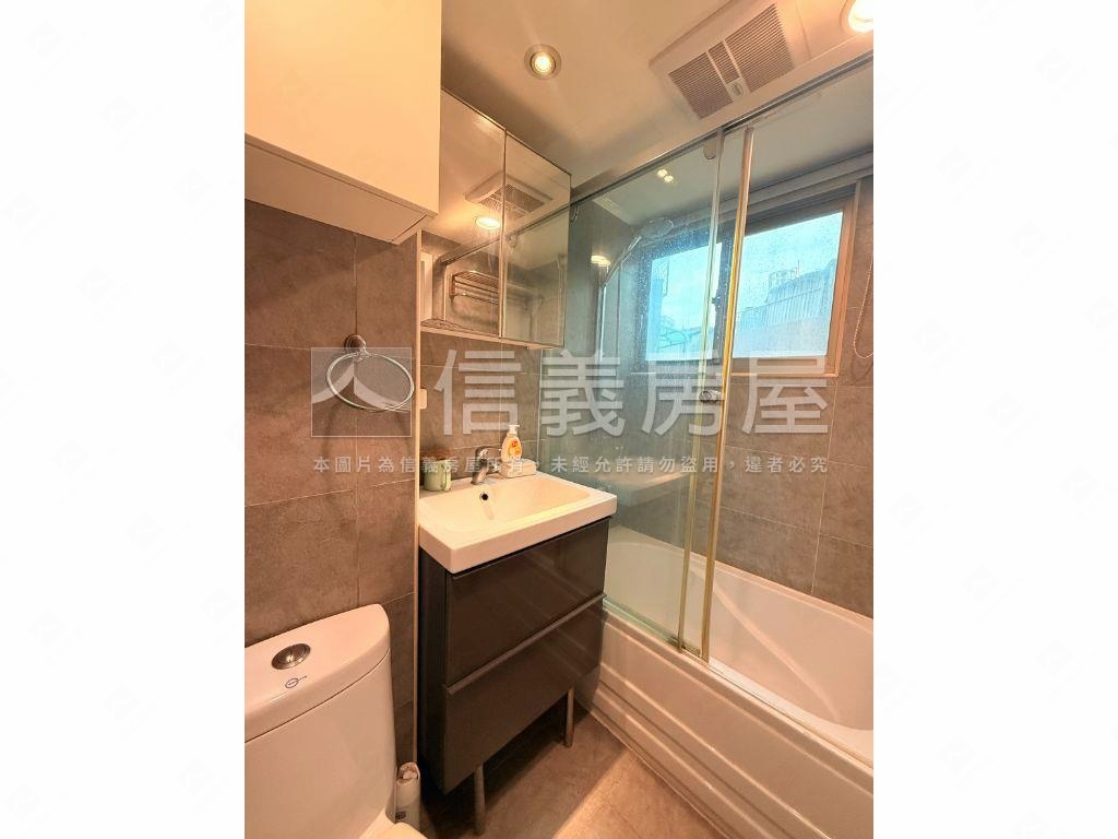 景安雙捷便利附車位房屋室內格局與周邊環境