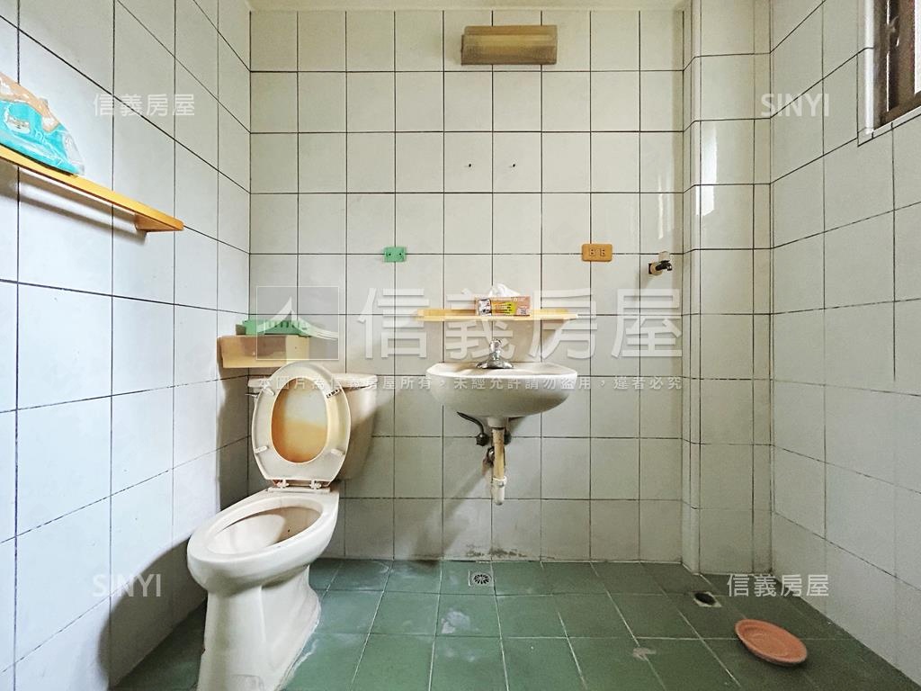 近衛武營活巷成家透天房屋室內格局與周邊環境