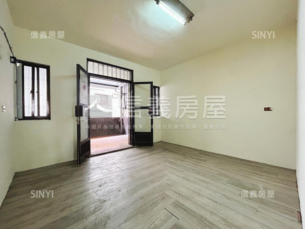 近衛武營活巷成家透天房屋室內格局與周邊環境