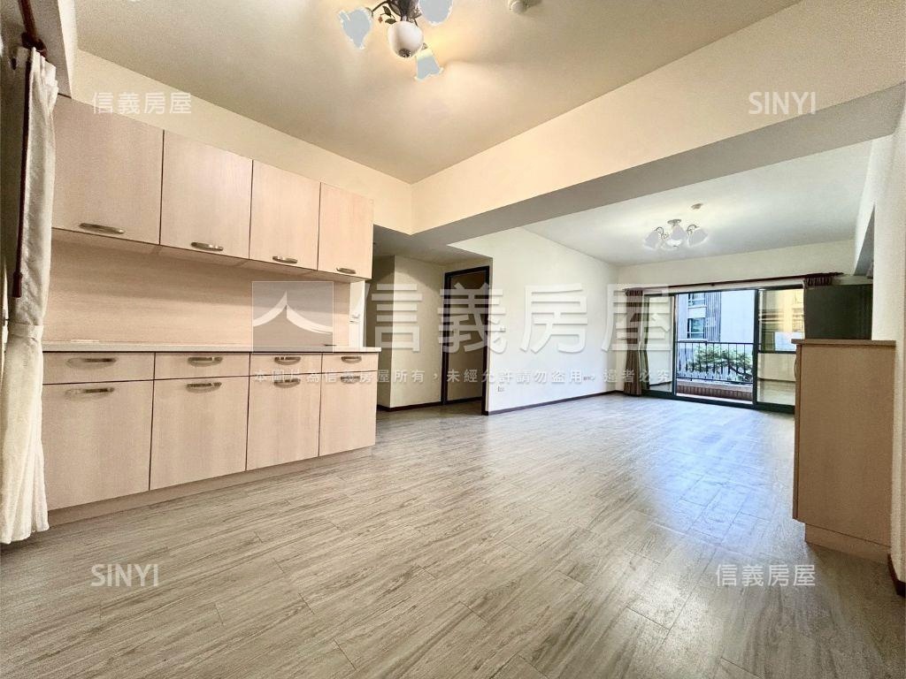 民權經典四房車位房屋室內格局與周邊環境