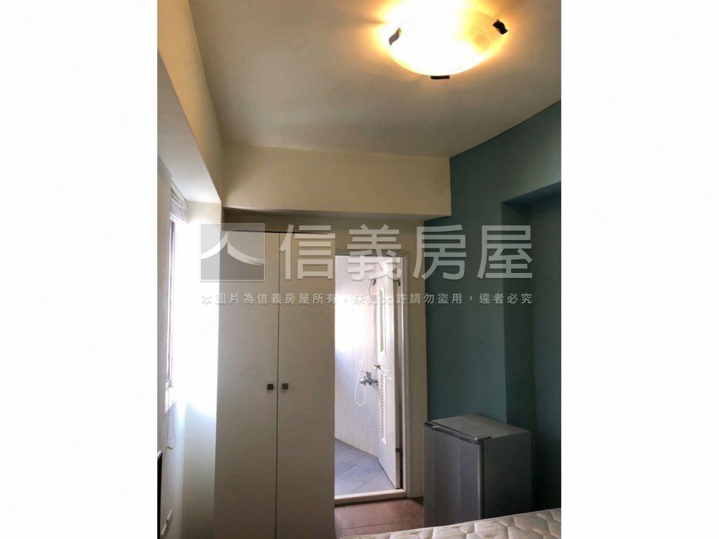 稀有蛋黃區收租投套房屋室內格局與周邊環境