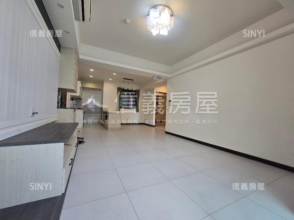 復國裡風景首購美居平車房屋室內格局與周邊環境