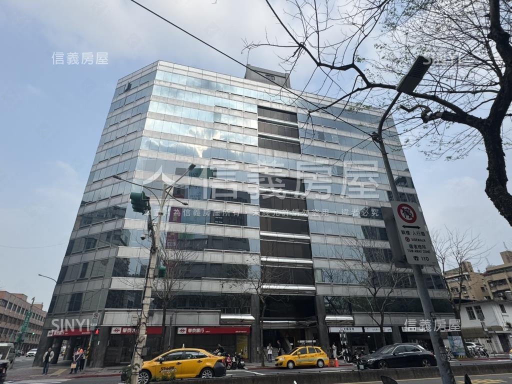 光復南路車位房屋室內格局與周邊環境