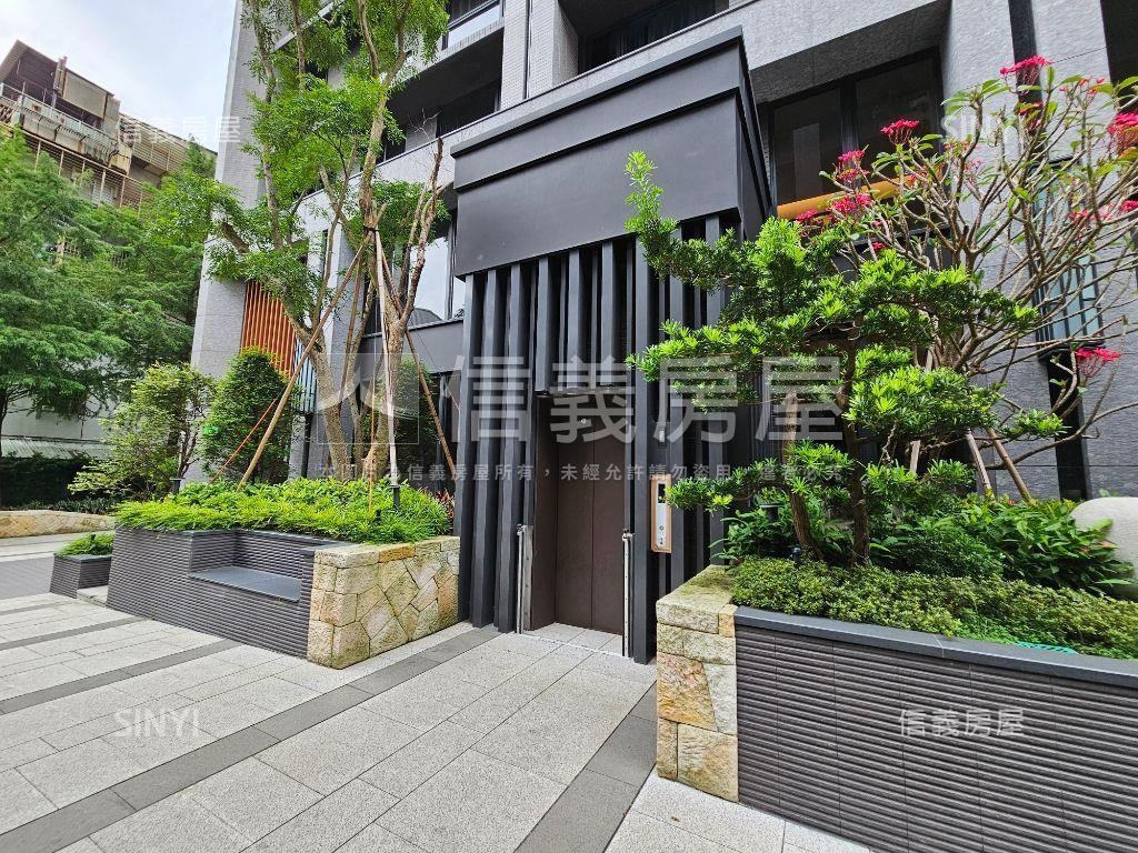 傳家經典。采采高樓露台戶房屋室內格局與周邊環境