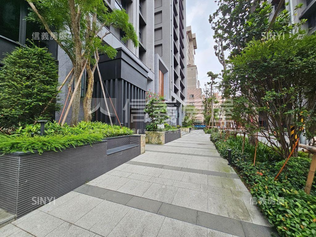 傳家經典。采采高樓露台戶房屋室內格局與周邊環境