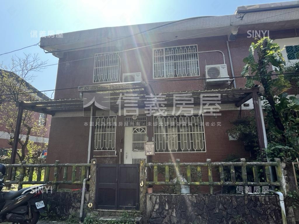 彩色世界景觀透天房屋室內格局與周邊環境